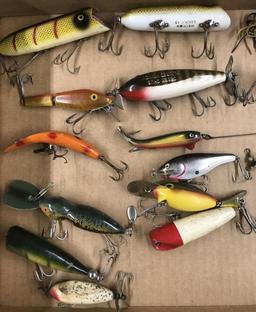 VINTAGE & ANTIQUE FISHING LURES