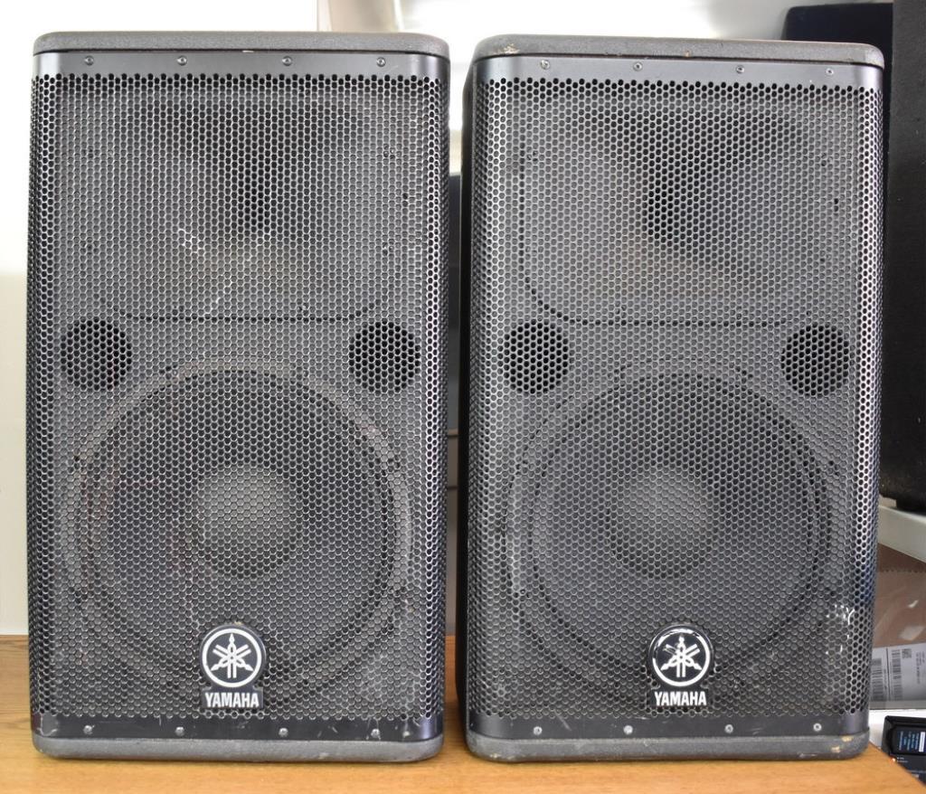 TWO YAMAHA DSR112 FLOOR MONITORS