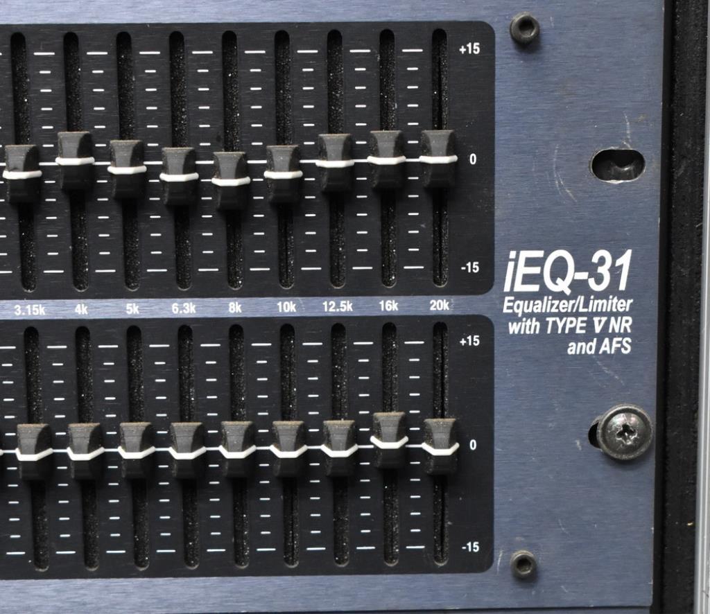 DBX iEQ-31 EQUALIZER / LIMITER