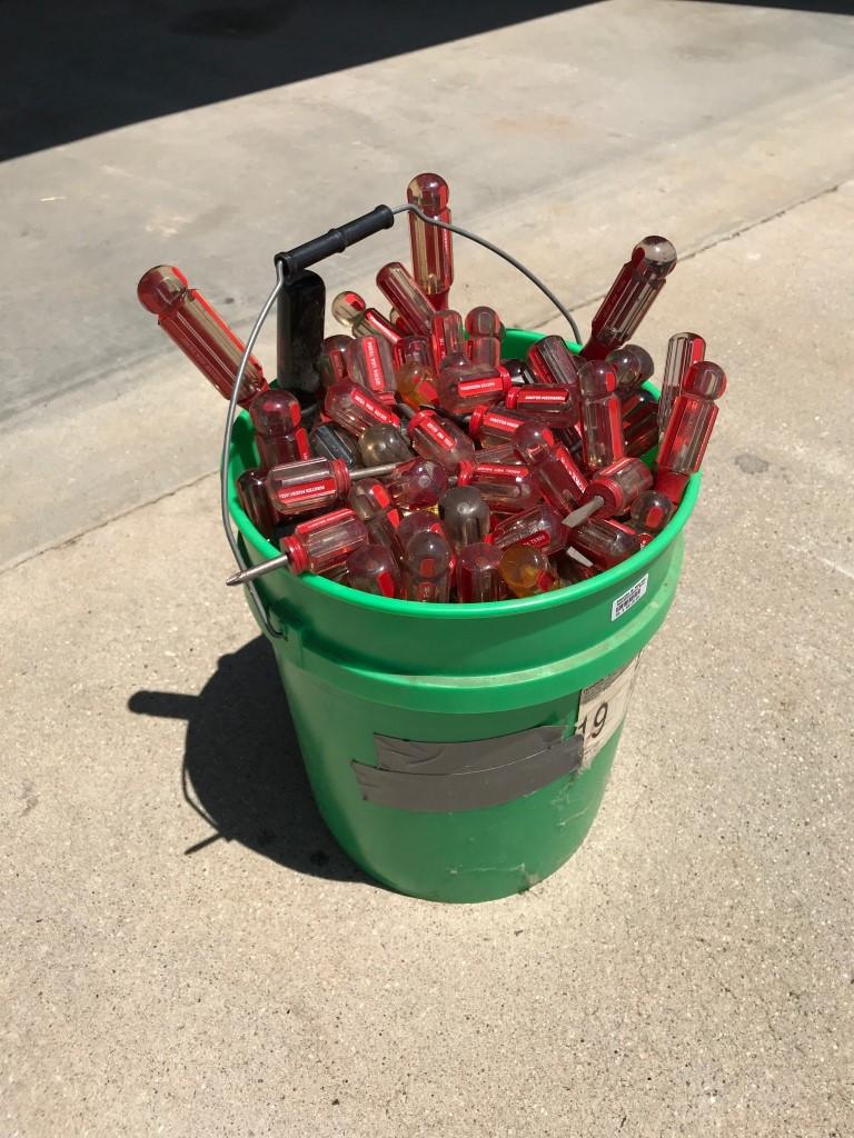 5 GALLON BUCKET OF SCREW DRIVERS