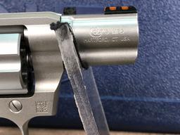 11G. Colt Cobra .38SPL+P, NRA Ed. w/ Engraved Wood Grips, New w/ Case SN: RA534844