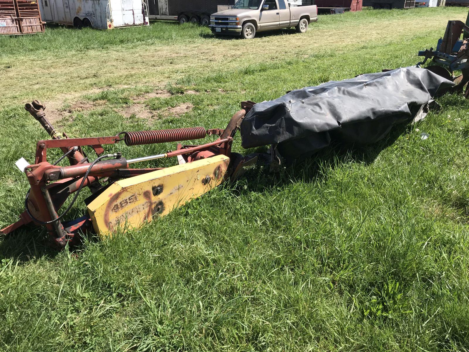 33. New Holland 465 9’ 3pt. Disc Mower CN: