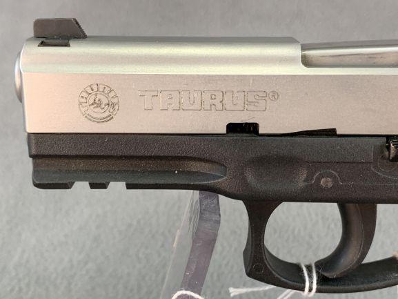 15. Taurus PT27/7 Pro.DS .40 S&W SN: SD076909