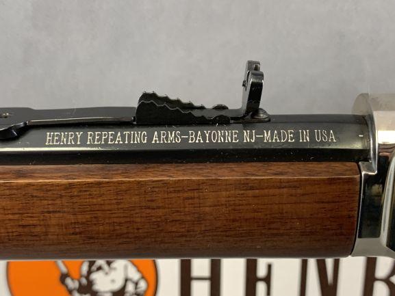 18. Henry Silver Eagle H004SEV .17HMR, Oct Barrel, Engraved Scrollwork, NIB, SN: SE001597V