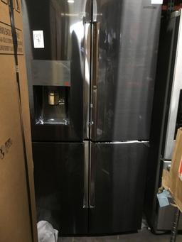 Samsung 28 cu. ft. 4-Door Flex Food Showcase Refrigerator with FlexZone ***PLUGGED IN AND GETS COLD