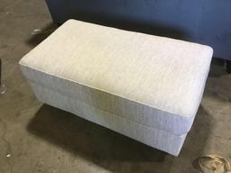 Benchcraft Silsbee Ottoman in Sepia