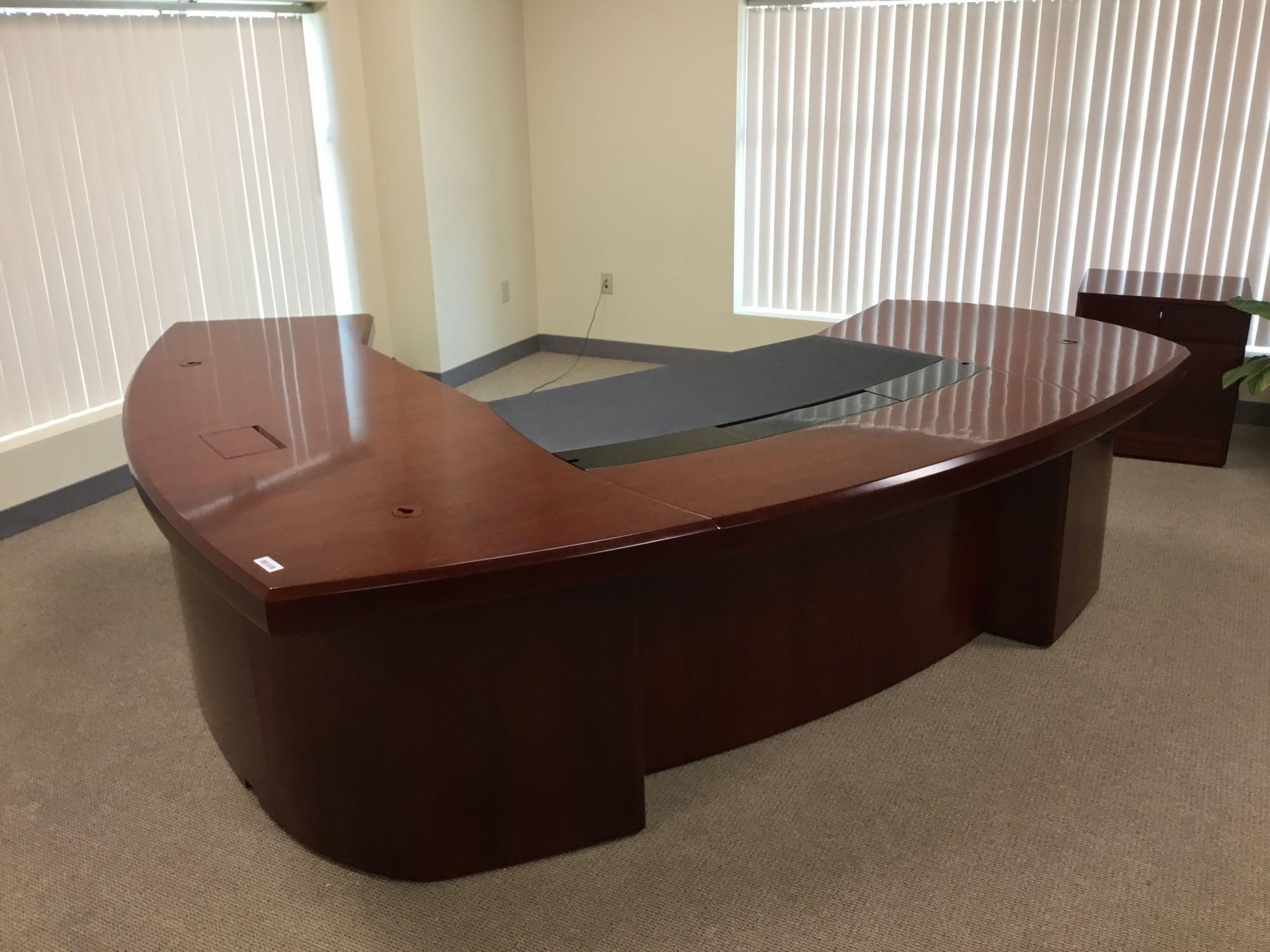 Chicago 9ft. Modern Executive Desk