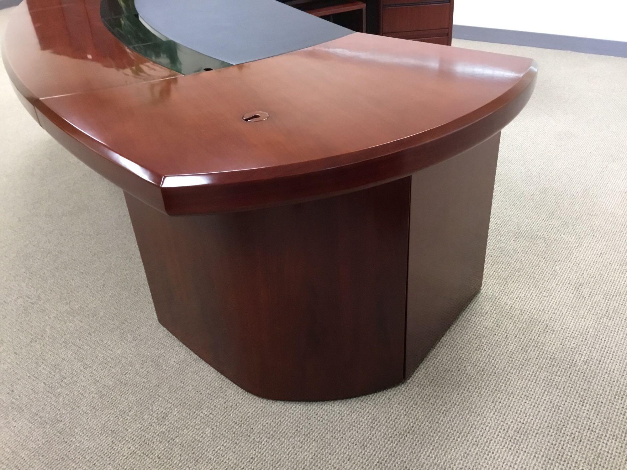 Chicago 9ft. Modern Executive Desk