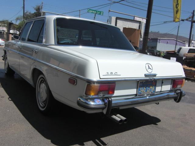 1972 Mercedes Benz 250...