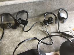 (2) Power Beats3 Wireless