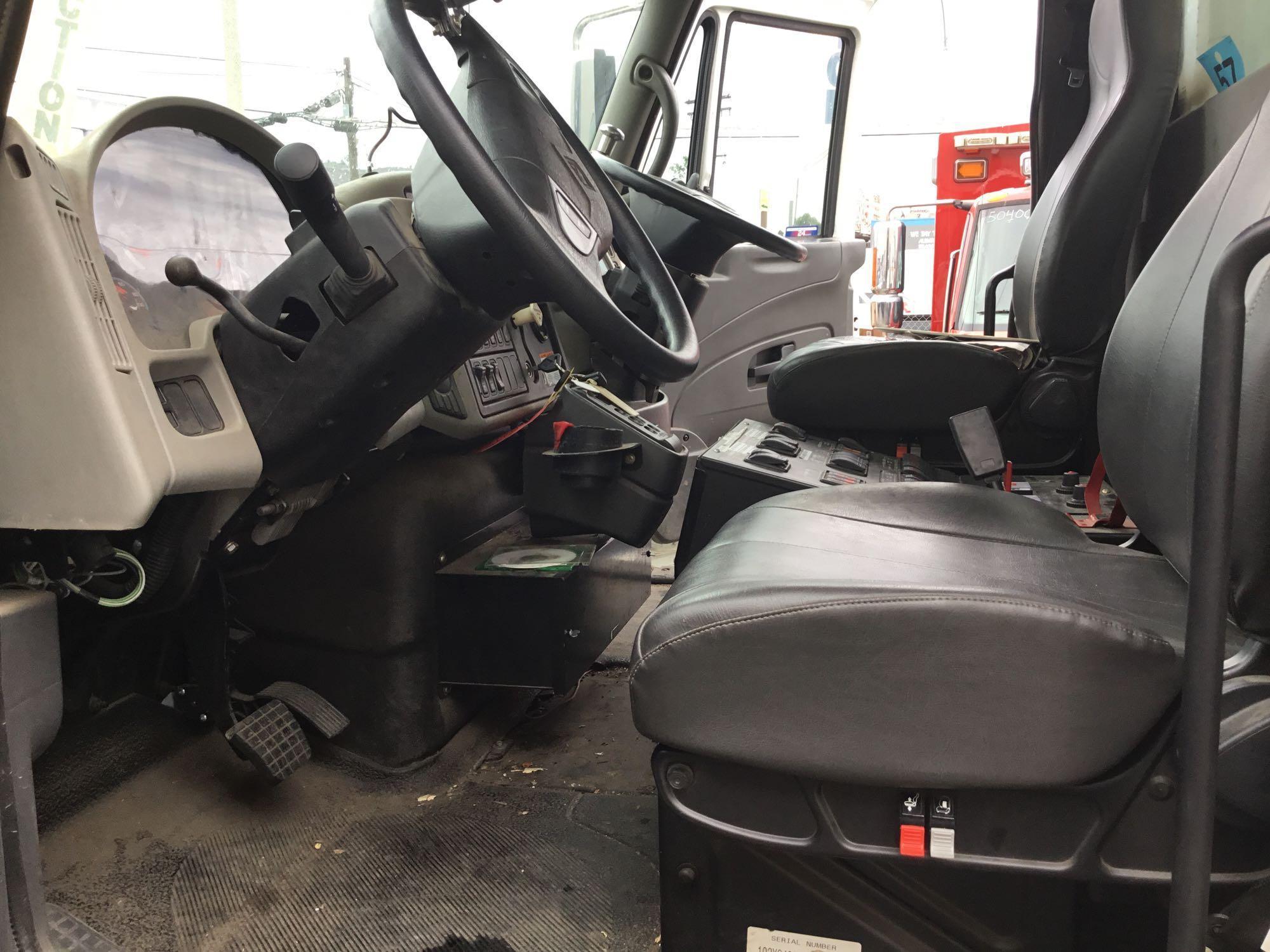 2010 International 4300 Street Sweeper