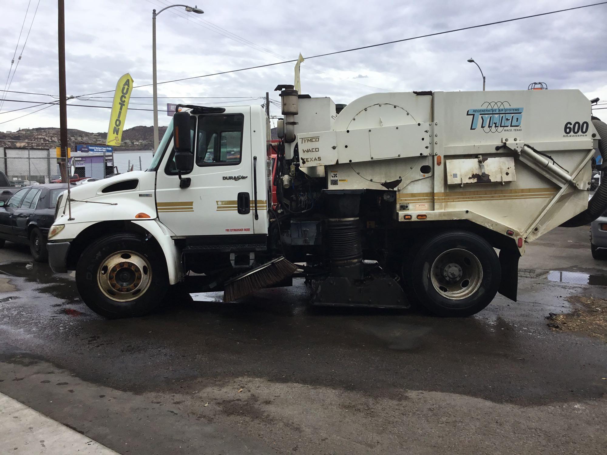 2011 International 4300 Street Sweeper