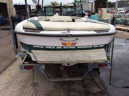 1999 Air Nautique 21 ft Wake Board Tow Boat With V8 5.8L**VIDEO OF BOAT RUNNING IN DESCRIPTION**