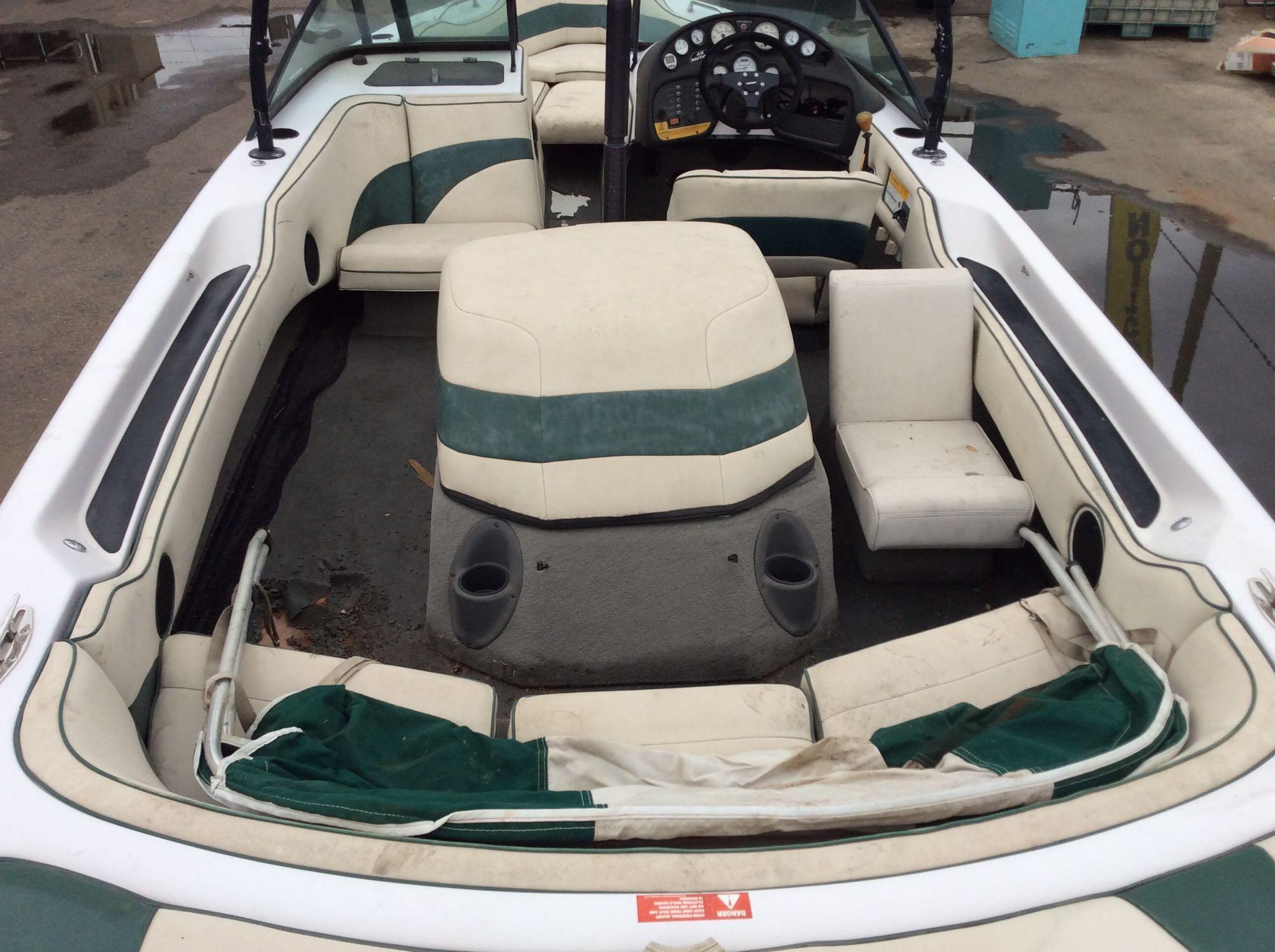 1999 Air Nautique 21 ft Wake Board Tow Boat With V8 5.8L**VIDEO OF BOAT RUNNING IN DESCRIPTION**