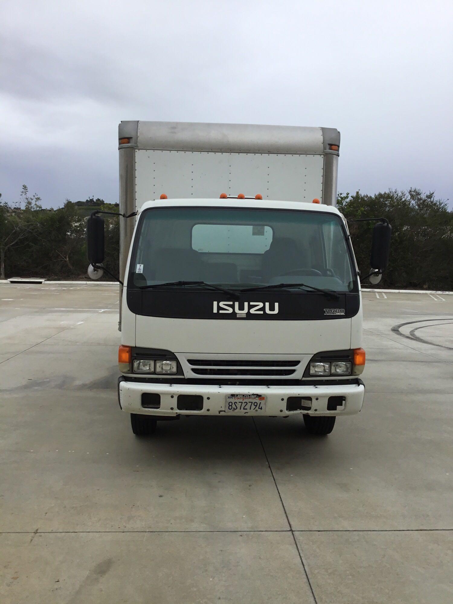 2004 Isuzu 18ft. NQR Diesel Box Truck , lift gate