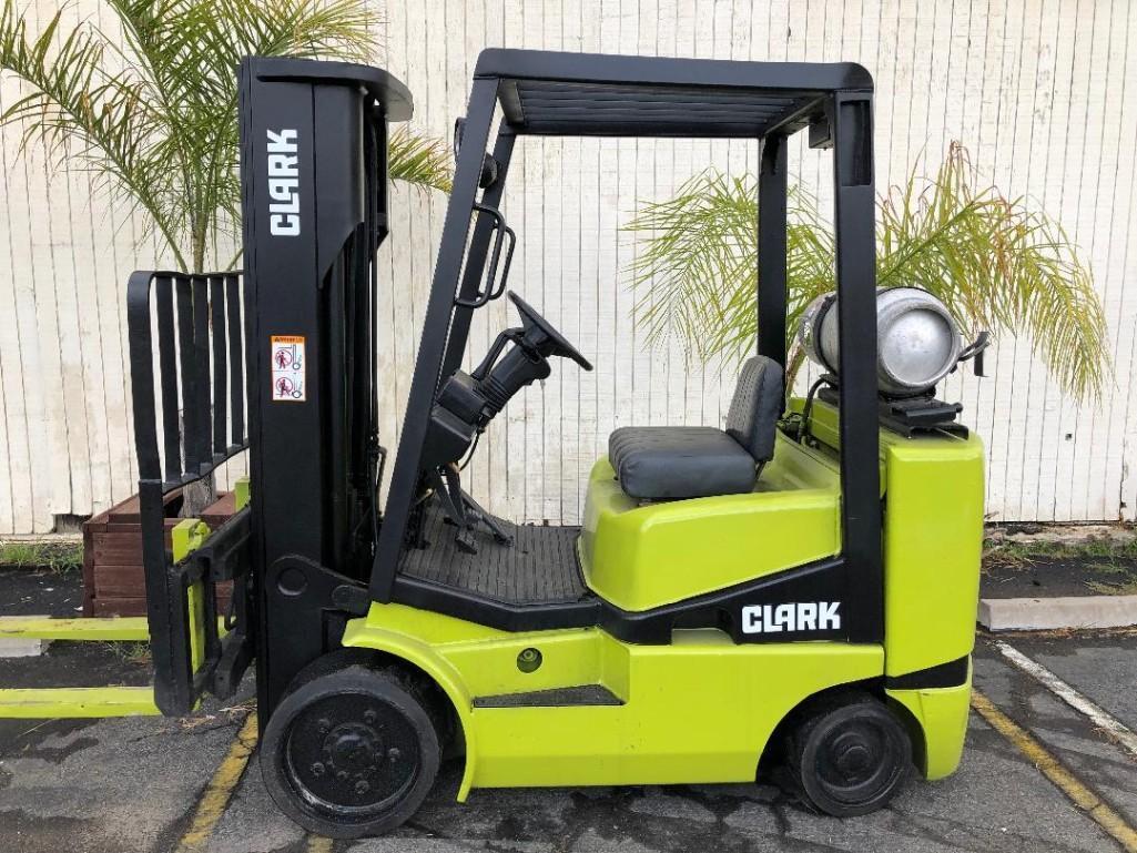 CLARK PROPANE POWERED 5,000 POUND CAPACITY FORKLIFT