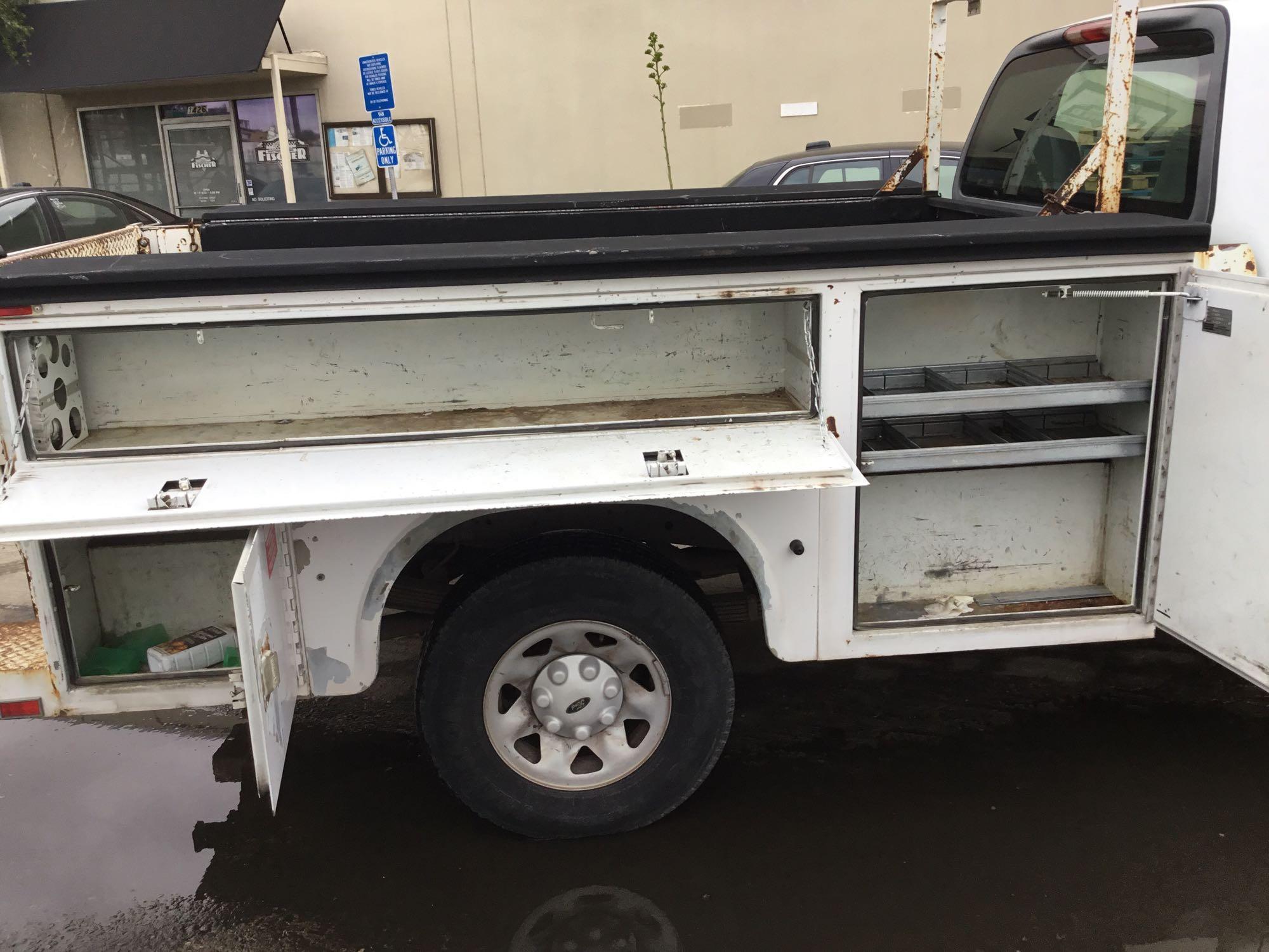 2002 Ford F-150 with Service Body