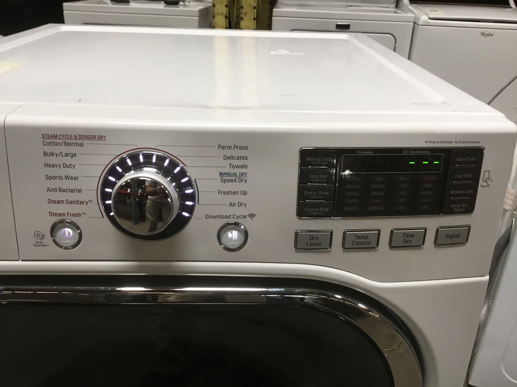 LG Front Load Steam Feature Gas Dryer ***TURNS ON NOT FULLY TESTED***