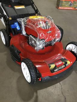 Briggs & Stratton Toro Recycler Self-Propelled 22in. 163cc Gas Powered Lawnmower