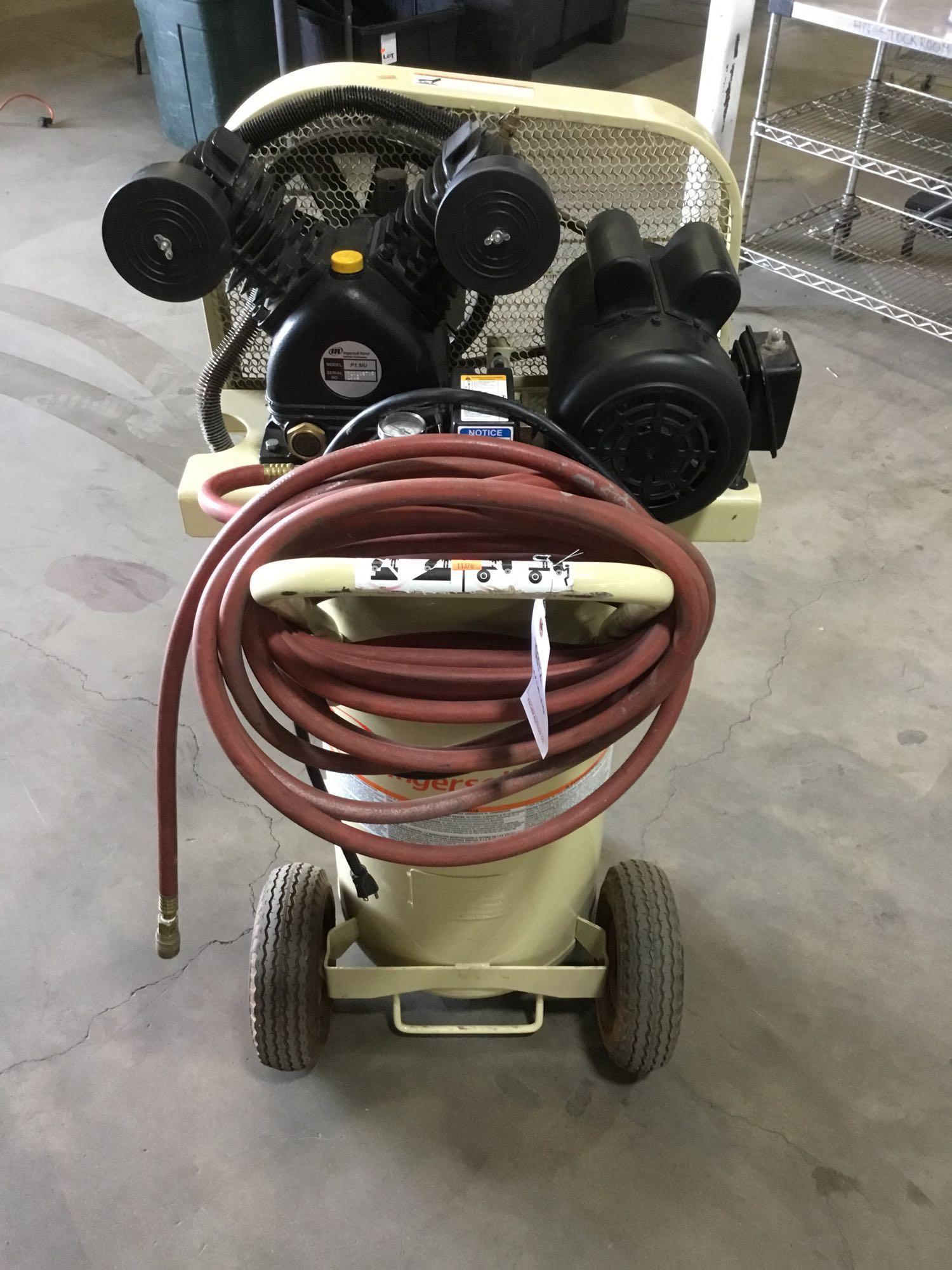 Ingersoll Rand 20 Gallon 135 PSI Air Rolling Compressor ***WORKS***