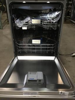 Viking 24in. Dishwasher With Stainless Steel Panel and LCD Control Panel