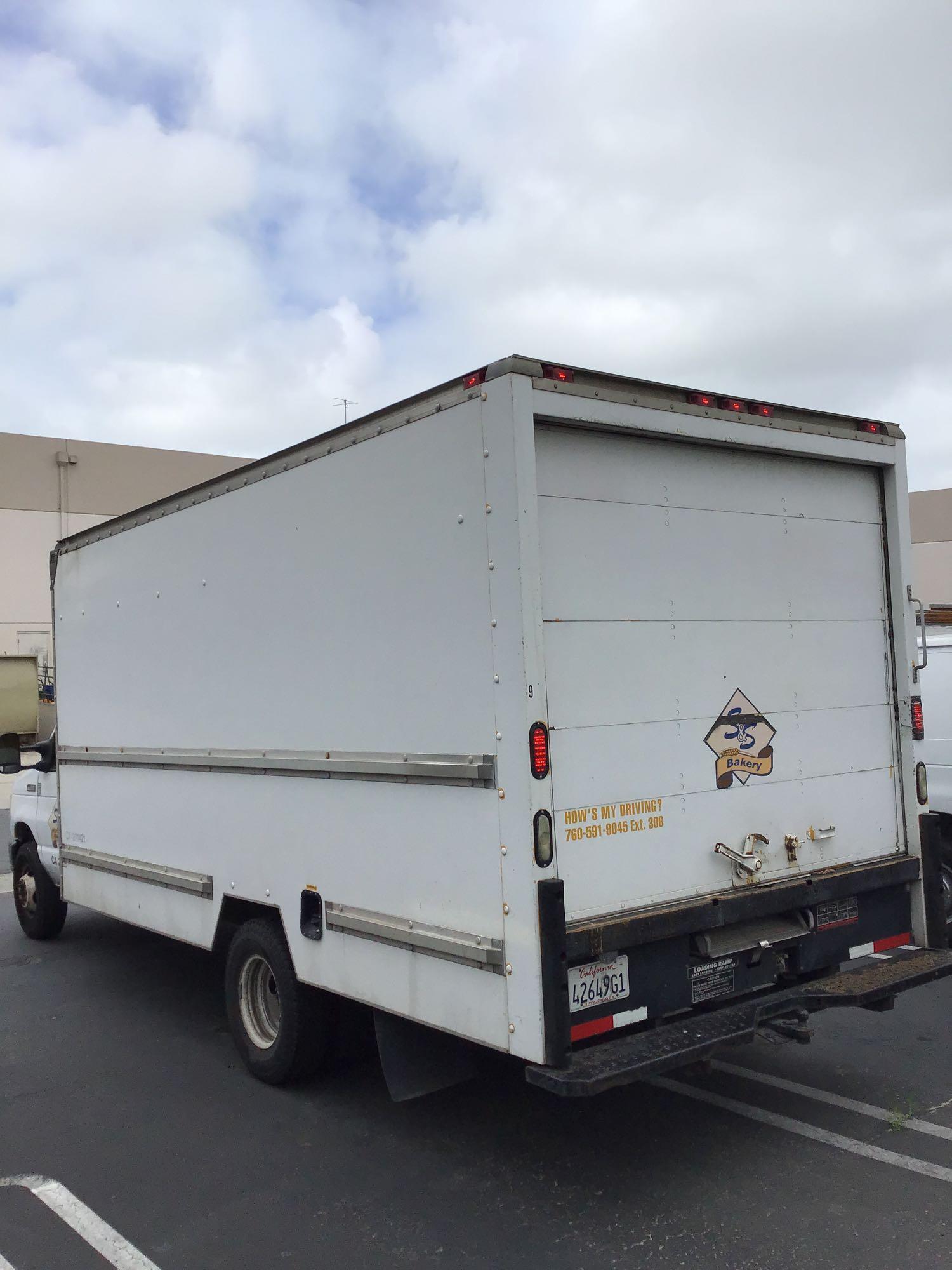 2008 Ford E-350 17ft. Box Truck