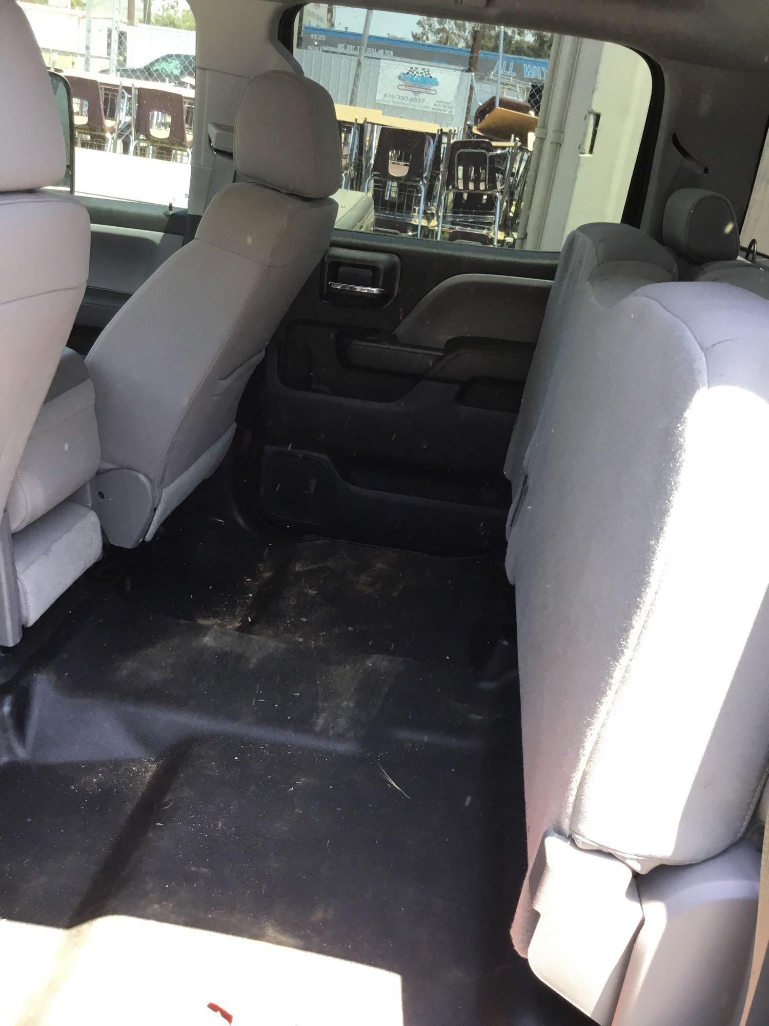 2016 Chevrolet Silverado 3500 Crew Cab w/Heritage Truck Tilt Back Bed and Integrated Winch