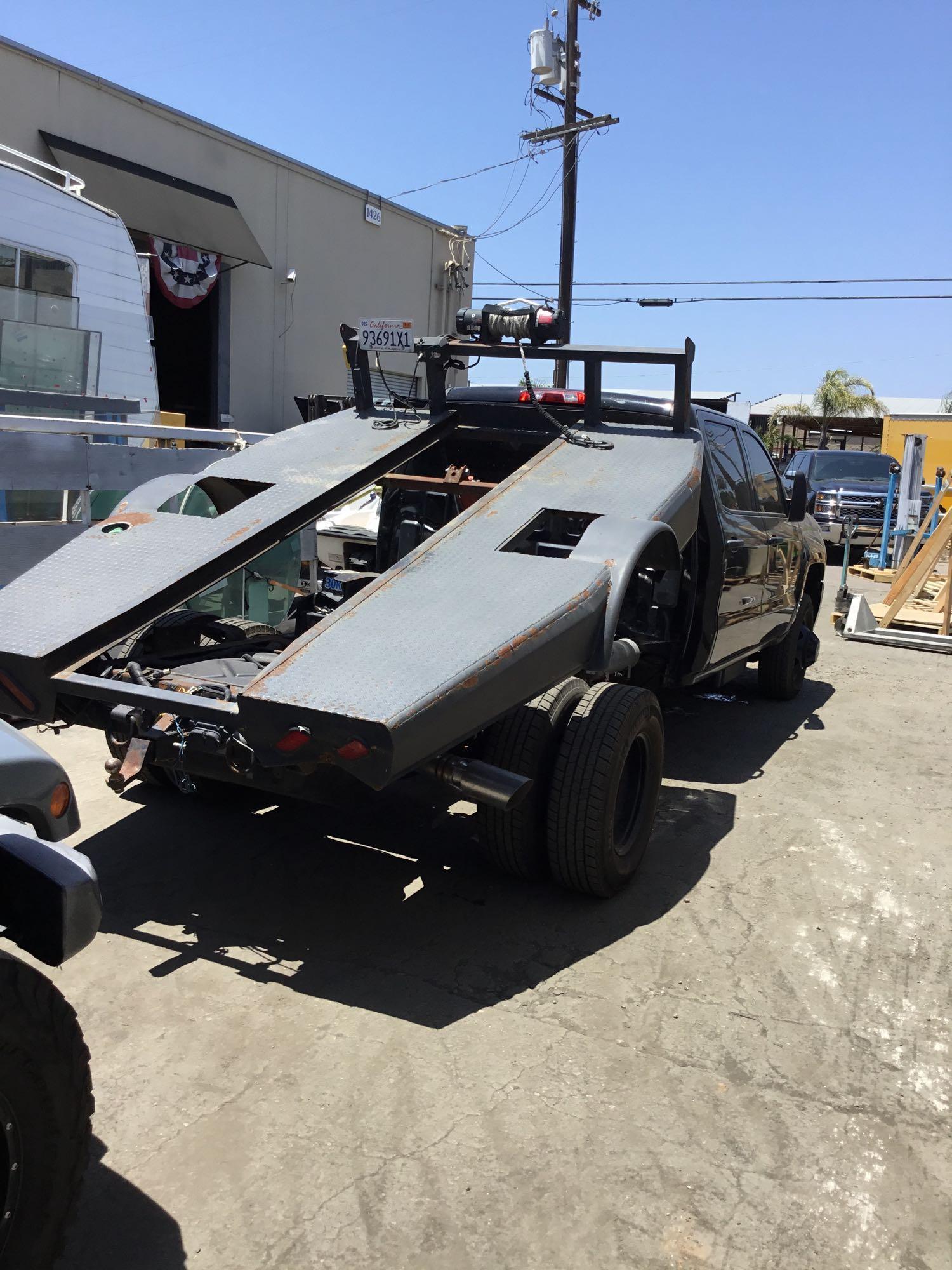 2016 Chevrolet Silverado 3500 Crew Cab w/Heritage Truck Tilt Back Bed and Integrated Winch