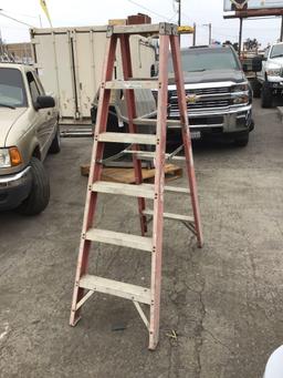 Sunset Ladder Co. 6ft. Fiberglass A-Frame Ladder