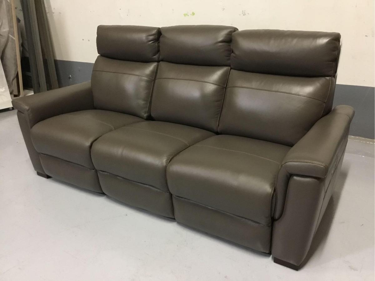 Violino Power-Reclining Brown Leather Sofa