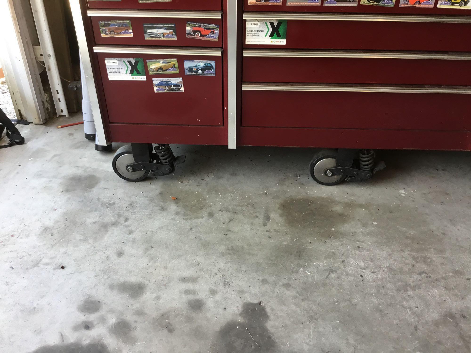 Large 28 Drawer Snap-On Tool Box With Stainless Steel Top In Cranberry***NO KEYS***