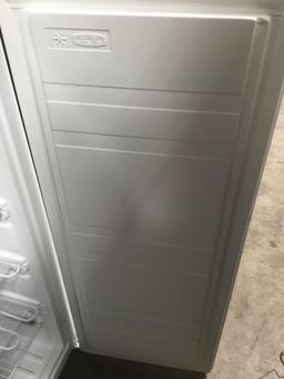 Insignia 5.3 Cu. Ft. Upright Freezer