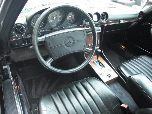 1987 Mercedes-Benz 560SL