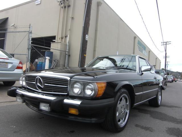 1987 Mercedes-Benz 560SL