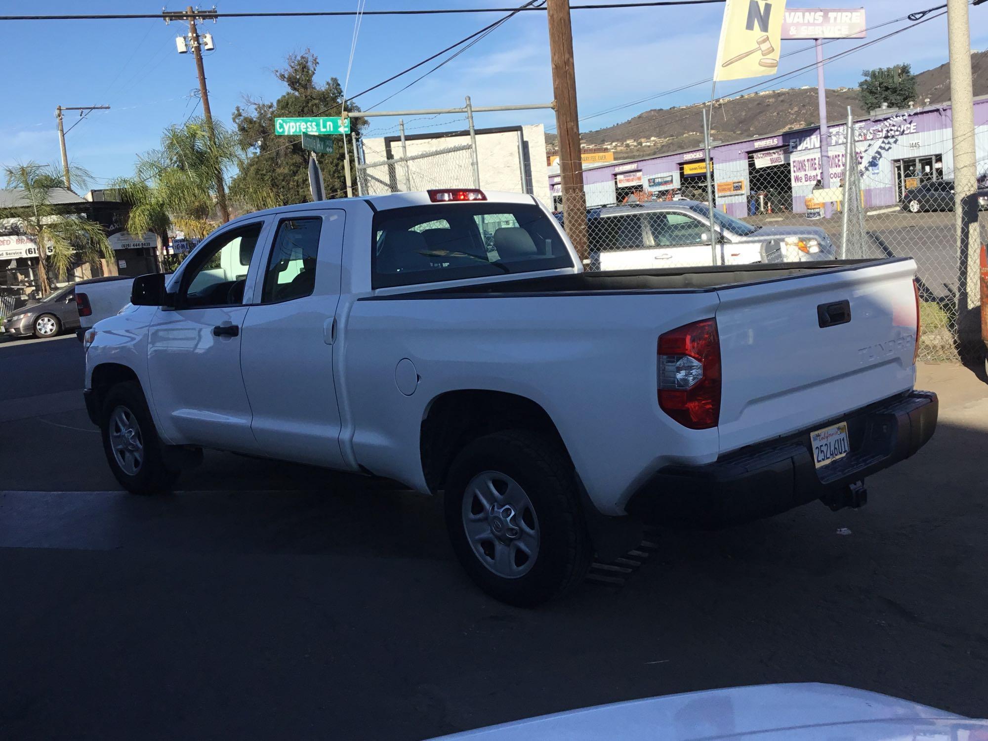 2015 Toyota Tundra SR