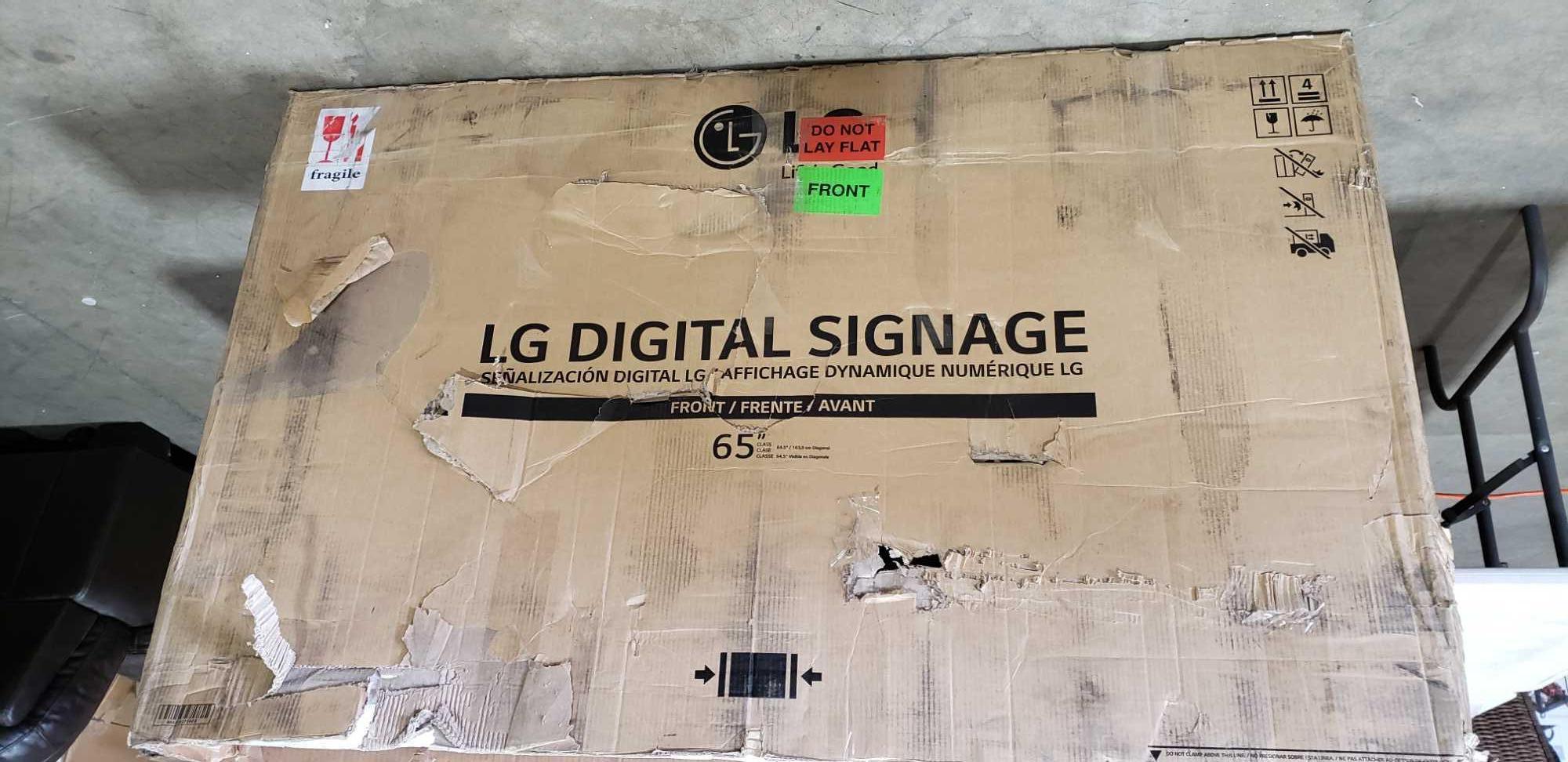 LG 65in. FHD Interactive Digital Board
