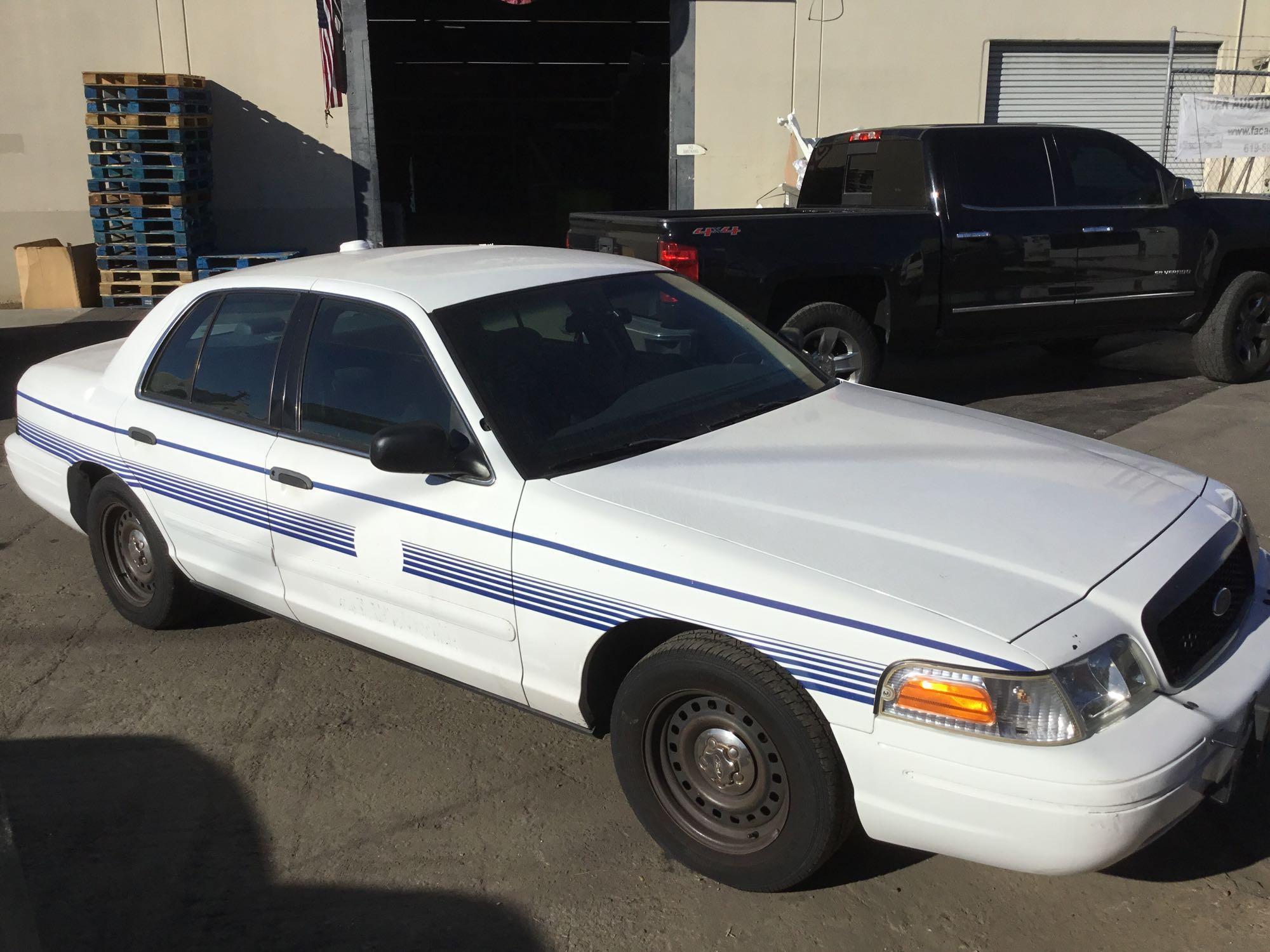 2001 Ford Crown Victoria