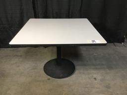 Break Room Style Table With (4) Chairs