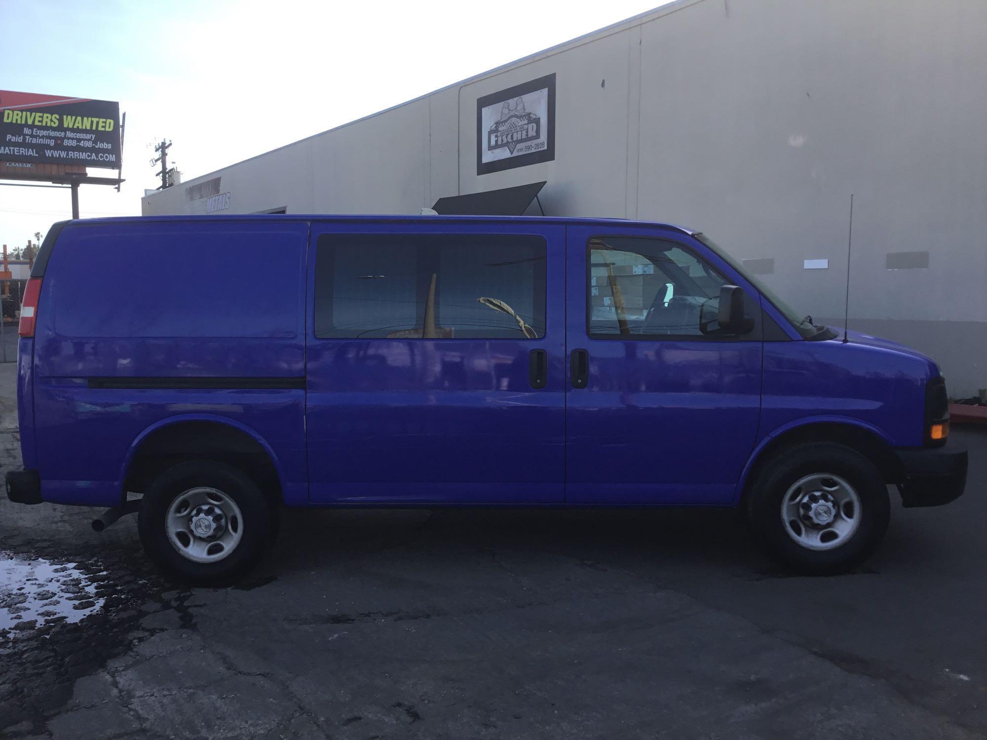 2009 Chevrolet 2500 Express Cargo Van