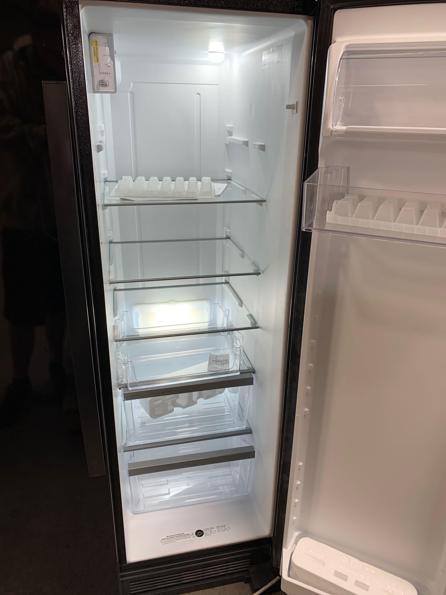 Whirlpool Side-by-Side Refrigerator*GETS COLD*