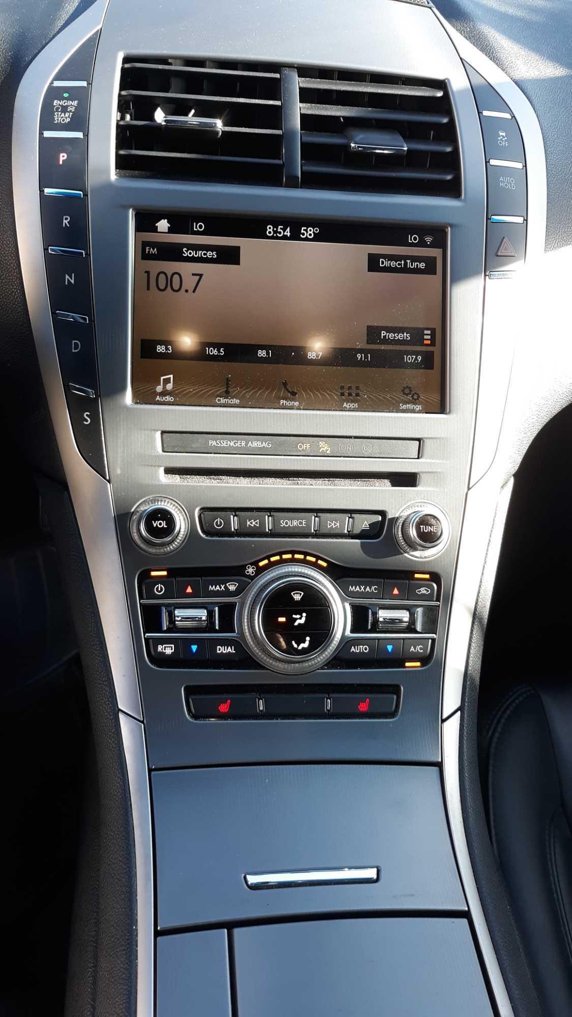2017 Lincoln MKZ Premier 2.0L Turbo