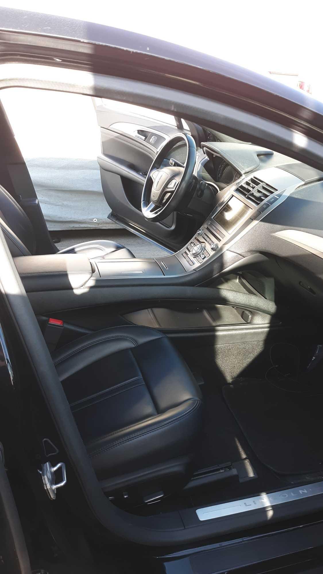 2017 Lincoln MKZ Premier 2.0L Turbo