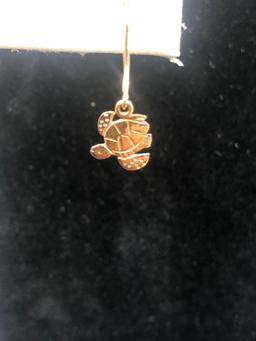 14k Gold Flat Turtle Earrings