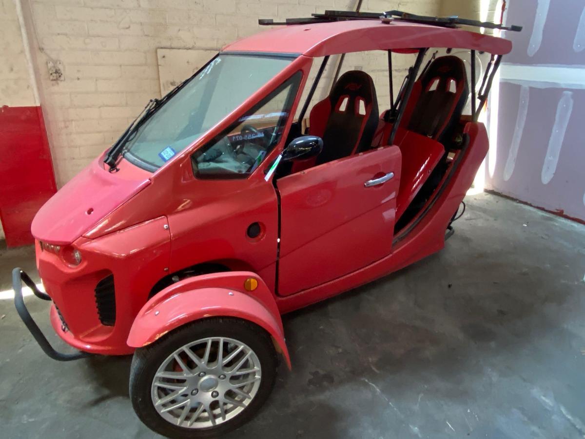 2019 Austin Electric Vehicles Electric Enclosed Three Wheel Autocycle*MISSING BATTERIES*