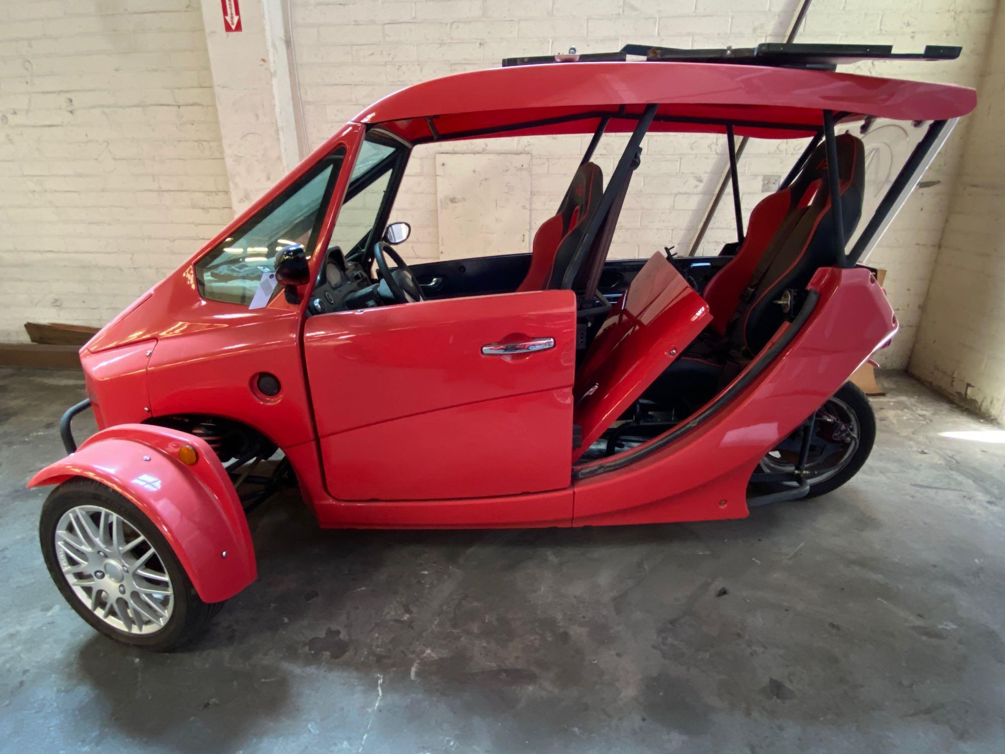 2019 Austin Electric Vehicles Electric Enclosed Three Wheel Autocycle*MISSING BATTERIES*