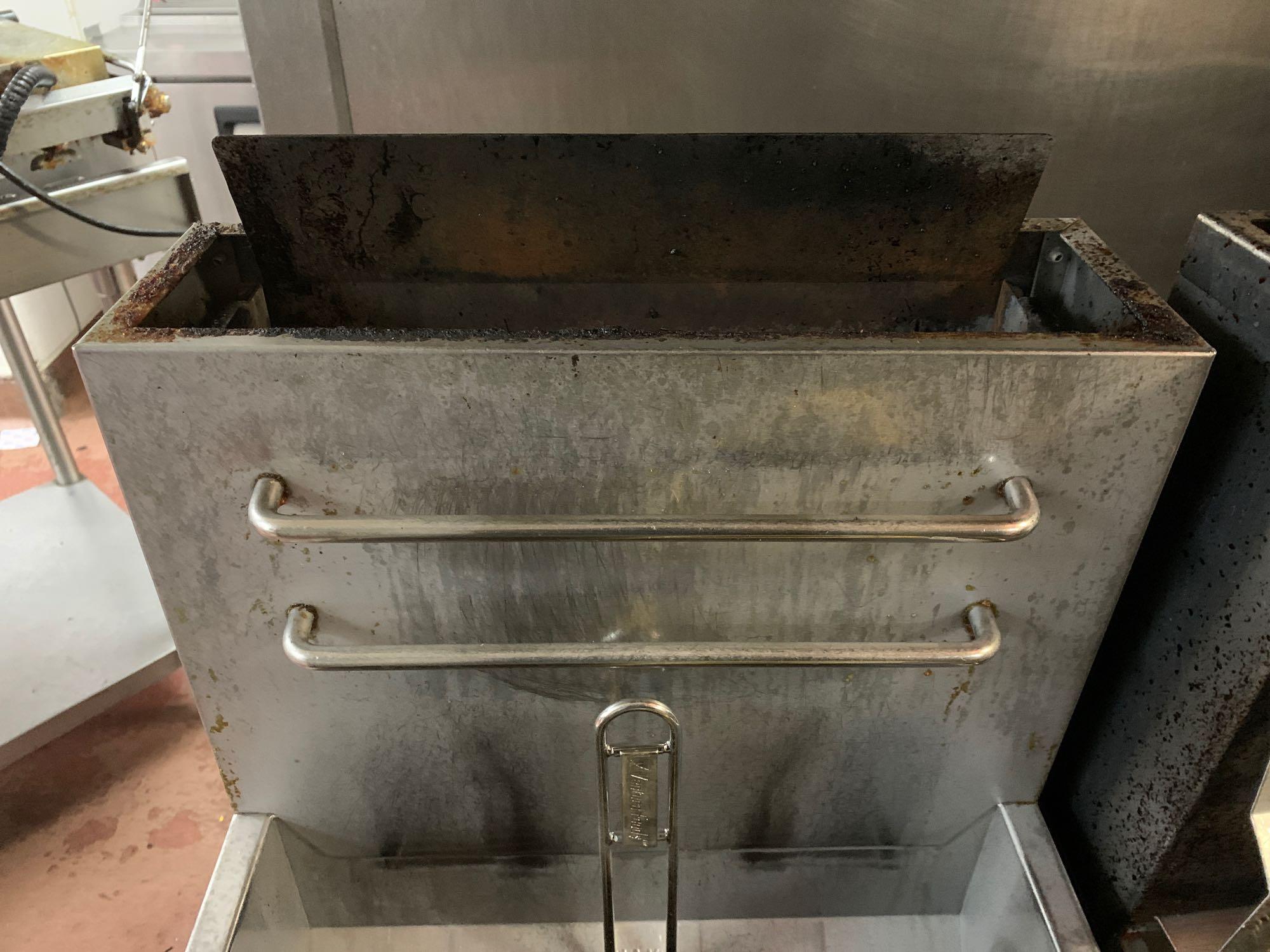 Pro Core Commercial Natural Gas 50lbs. Capacity Fryer