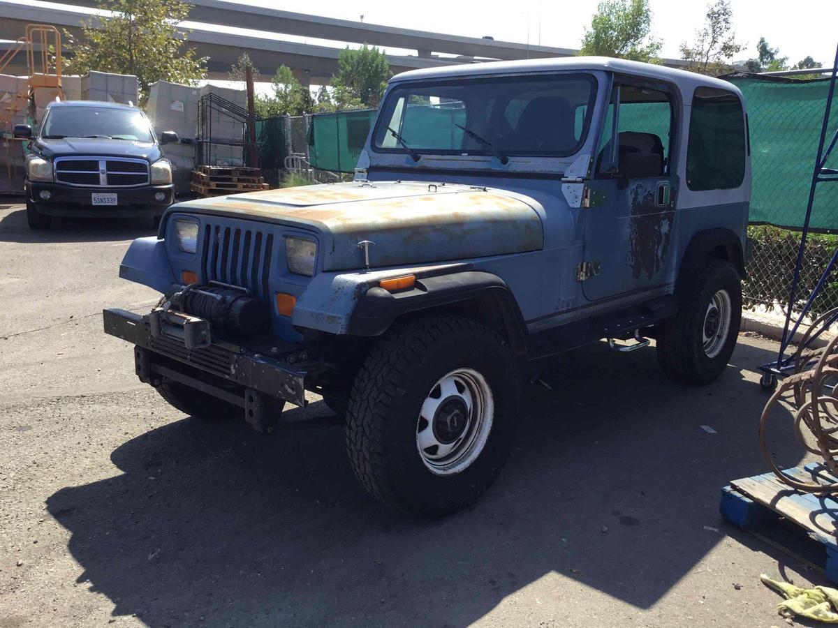 1988 Jeep Wrangler Sport *RUNS*DEALER/EXPORT ONLY*DRIVEN TO FISCHER LOT*