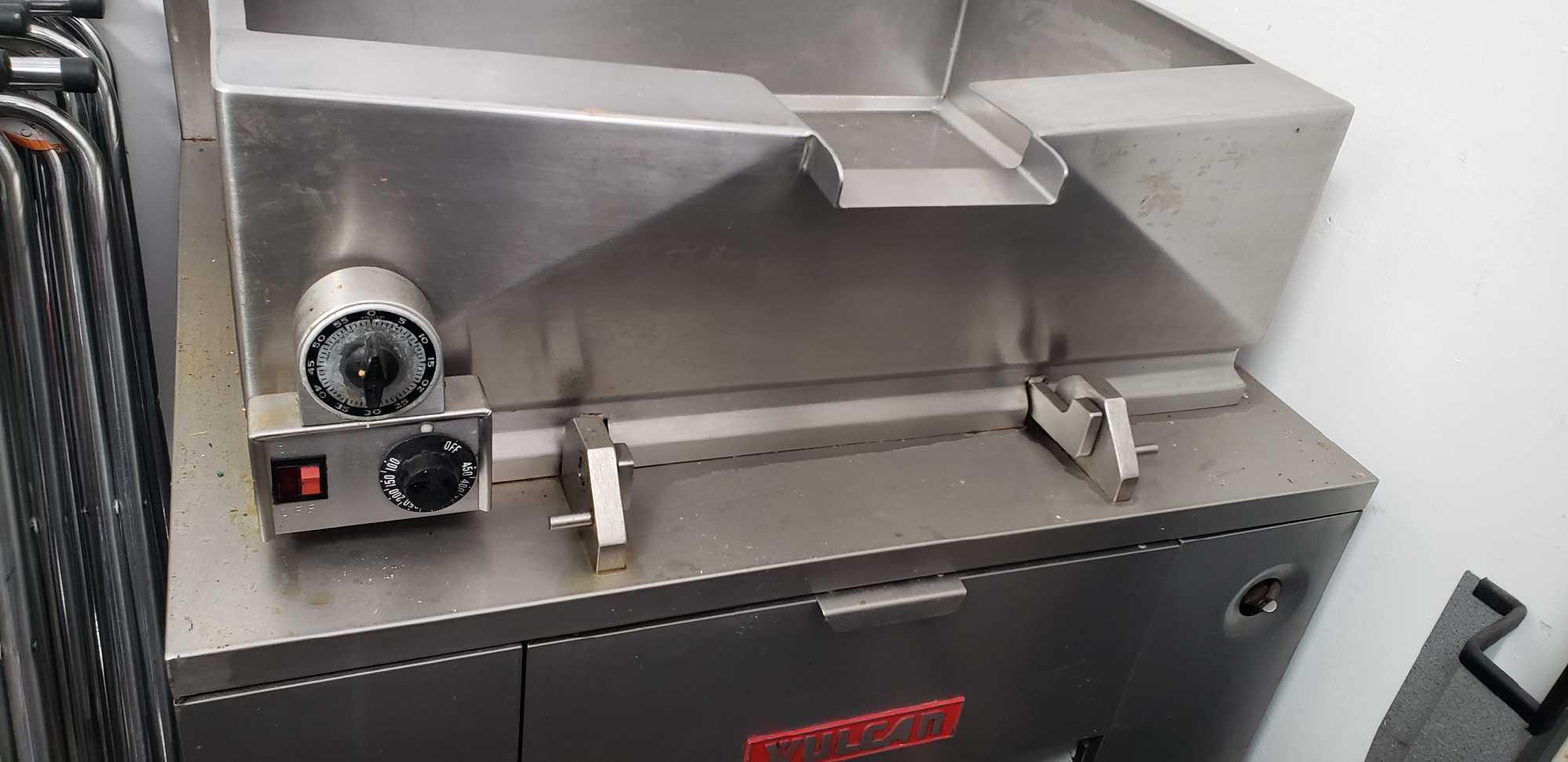 Vulcan 30 Gallon Tilting Braising Pan