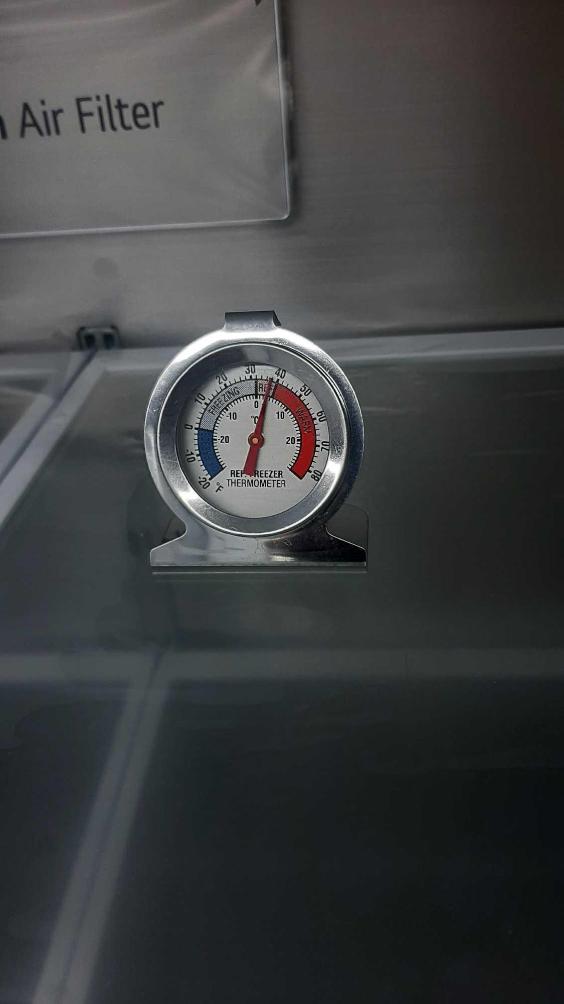 LG 26 cu. ft. Smart InstaView Counter-Depth Max French Door Refrigerator*COLD*UNUSED*