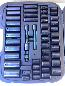 Husky 64pc. 1/2in. Drive socket set